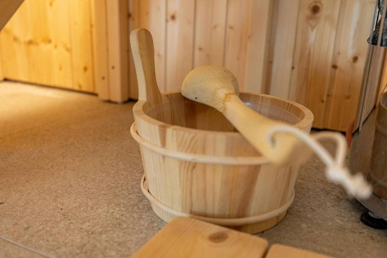 Aszuvilag Rezidencia With Sauna & Jacuzzi Legyesbenye Eksteriør billede