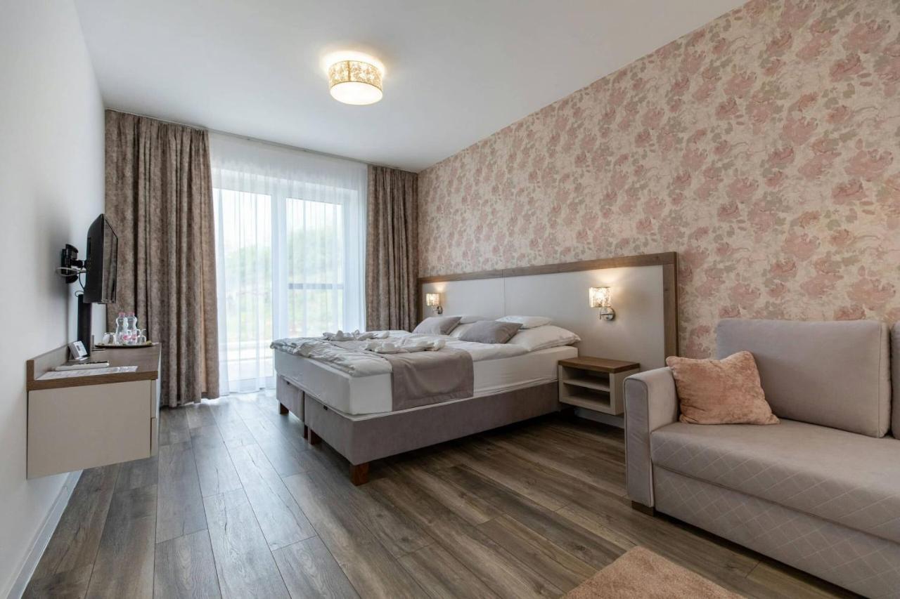 Aszuvilag Rezidencia With Sauna & Jacuzzi Legyesbenye Eksteriør billede