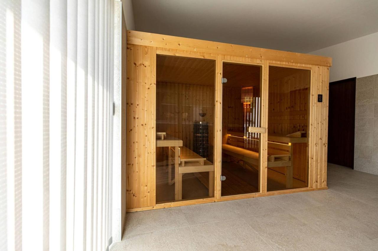 Aszuvilag Rezidencia With Sauna & Jacuzzi Legyesbenye Eksteriør billede