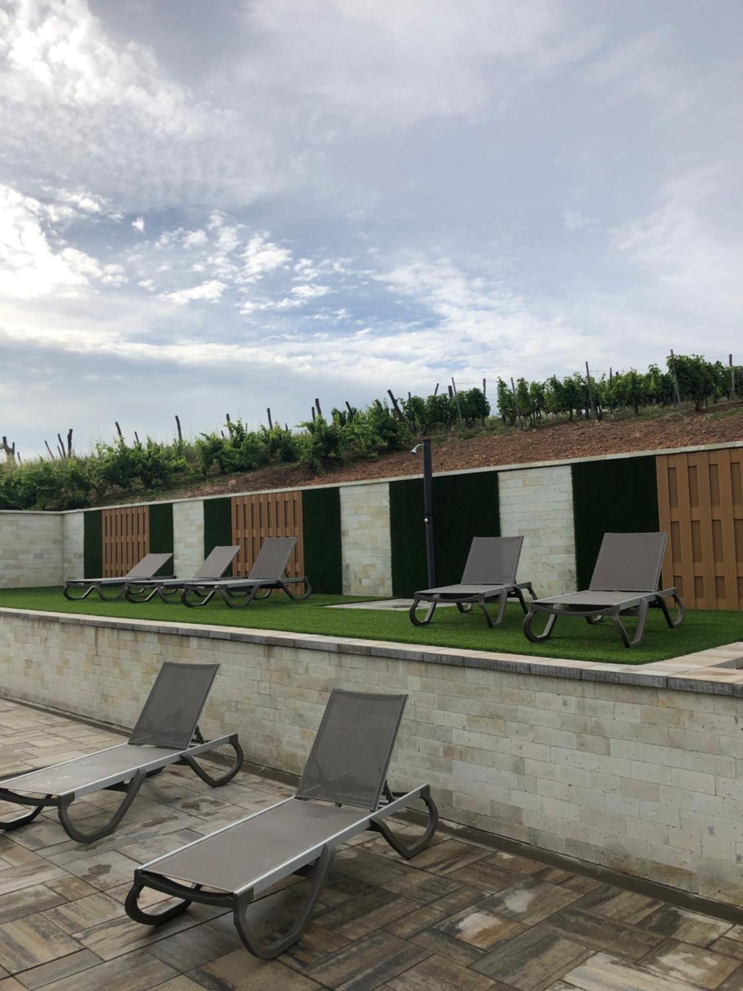 Aszuvilag Rezidencia With Sauna & Jacuzzi Legyesbenye Eksteriør billede